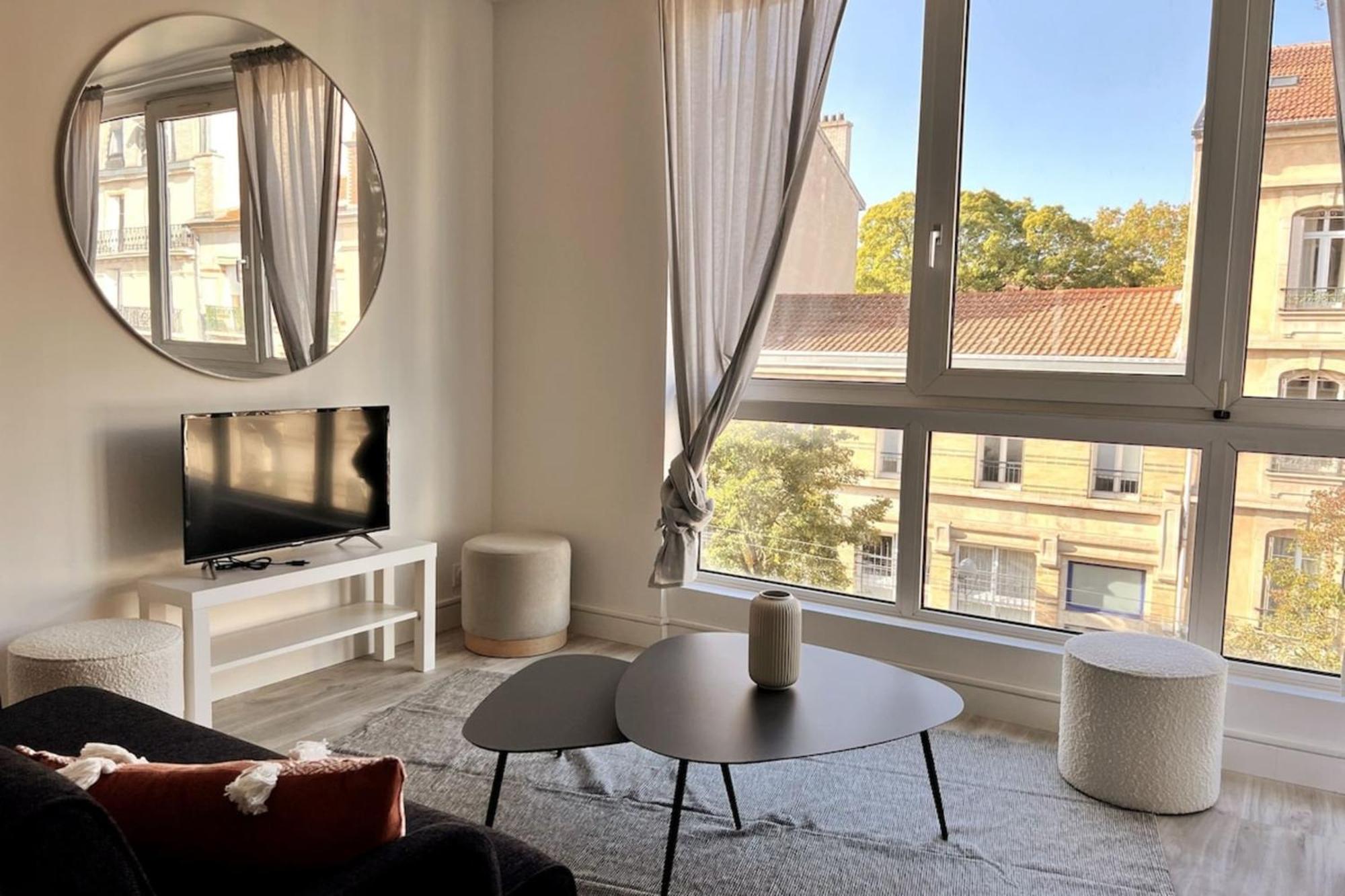 Centre Gare Renove 3 Apartment *